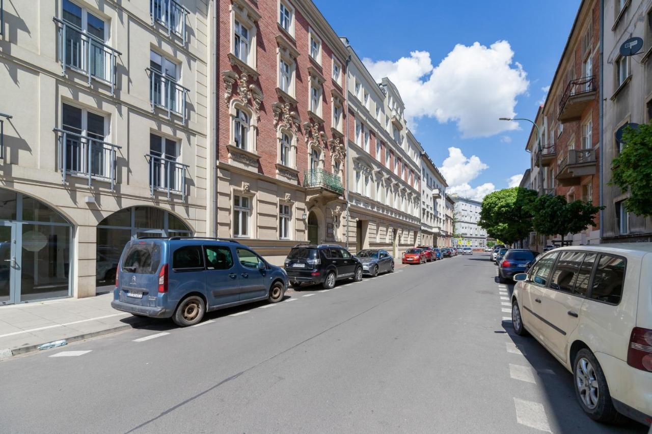 Apartment The Opera Grzegorzki Arianska 4 By Renters Krakow